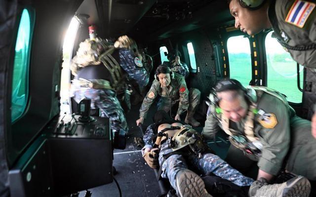 殲-10與泰國(guó)F-16，空中對(duì)決的真相探討，殲-10與泰國(guó)F-16，空中對(duì)決深度探討