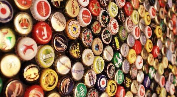 喝啤酒的好處和壞處，深入了解啤酒對(duì)人體的影響，啤酒對(duì)人體的影響，好處與壞處的深入了解