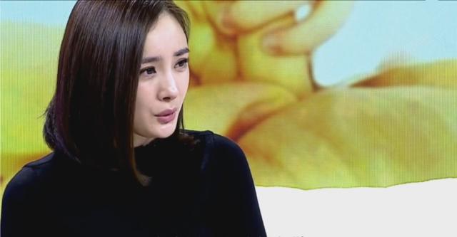 迪麗熱巴承認(rèn)自己抽煙，公眾人物的生活細(xì)節(jié)與社會影響，迪麗熱巴抽煙事件，公眾人物生活細(xì)節(jié)與社會影響探究