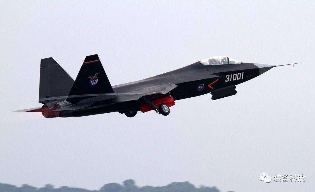 殲-31，窩囊并非事實(shí)，深度解析中國先進(jìn)戰(zhàn)機(jī)之潛力與挑戰(zhàn)，深度解析，殲-31的潛力與挑戰(zhàn)——中國先進(jìn)戰(zhàn)機(jī)的突破與前景