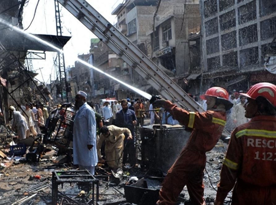 阿富汗最新局勢，復(fù)雜多變中的挑戰(zhàn)與機遇，阿富汗局勢，挑戰(zhàn)與機遇并存之際的復(fù)雜多變分析